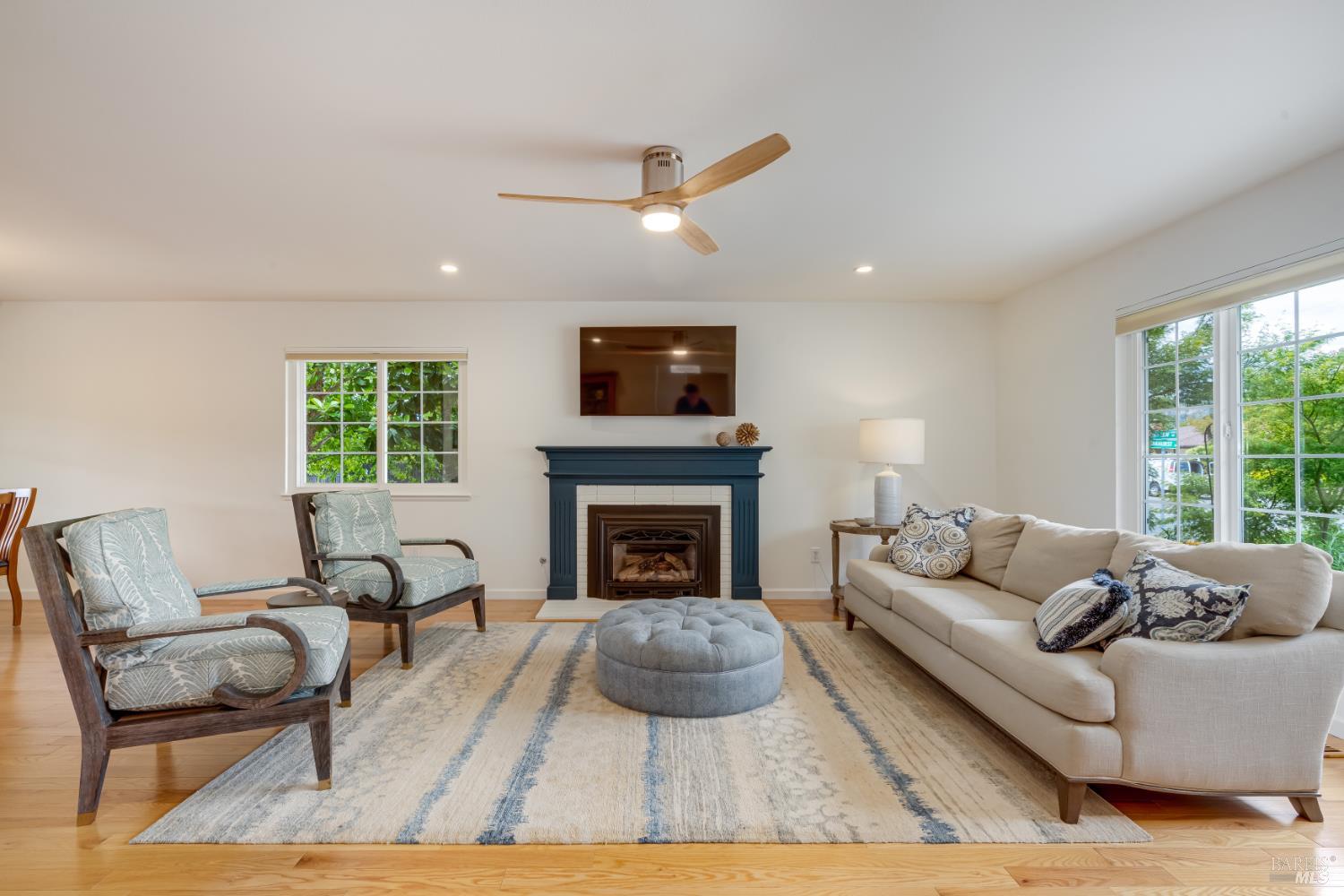 7000 Oak Leaf Drive Santa Rosa, CA 95409 - Photo 9 of 57