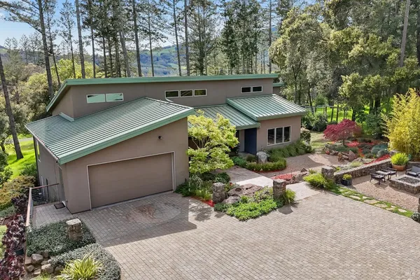 $1,350,000 | 5940 Erland Road, Santa Rosa, CA 95404