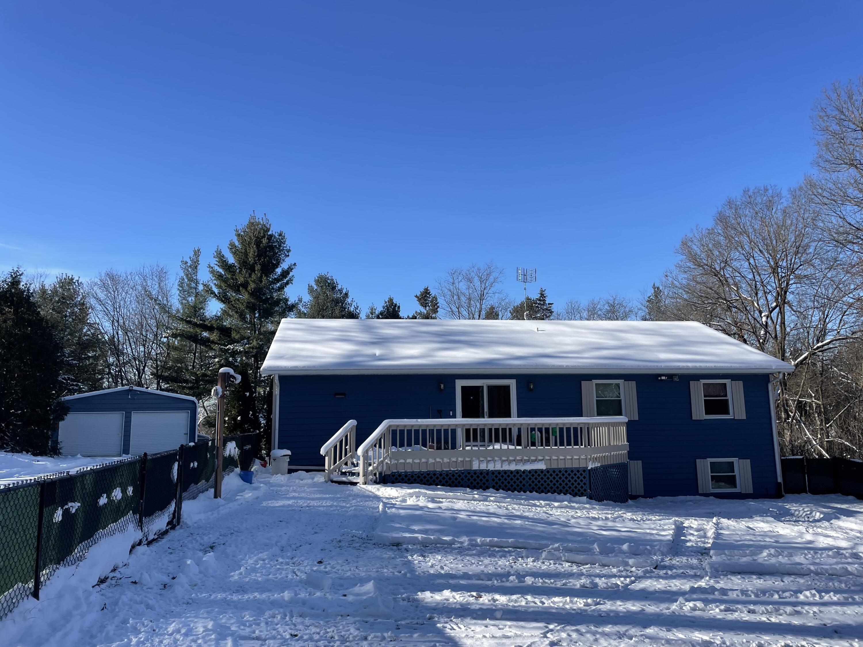 8475 Idyllview Avenue Sparta, WI 54656 - Photo 21 of 28 Back