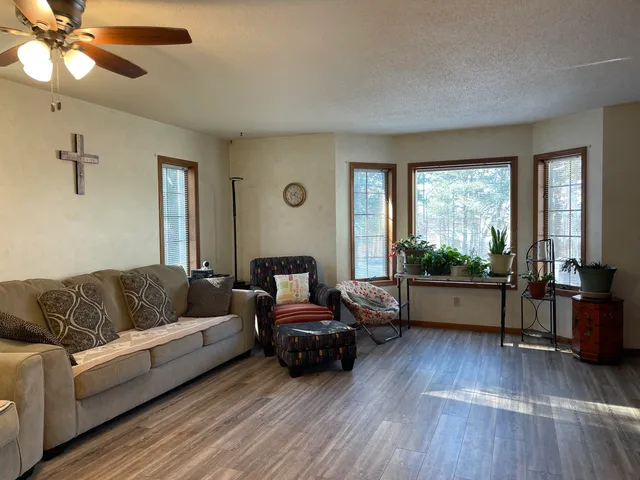 $385,000 | 8475 Idyllview Avenue, Sparta, WI 54656