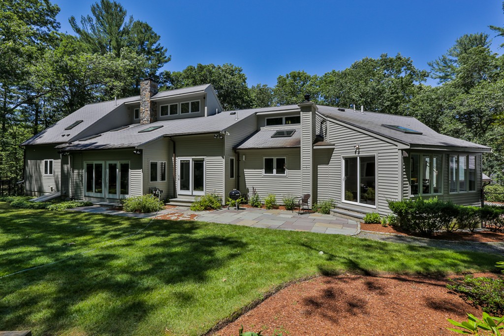 33 French Road Sudbury, MA 01776 - Photo 5 of 30