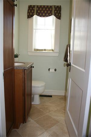 5 Taft Avenue Maynard, MA 01754 - Photo 11 of 26 a bathroom with a toilet and a shower