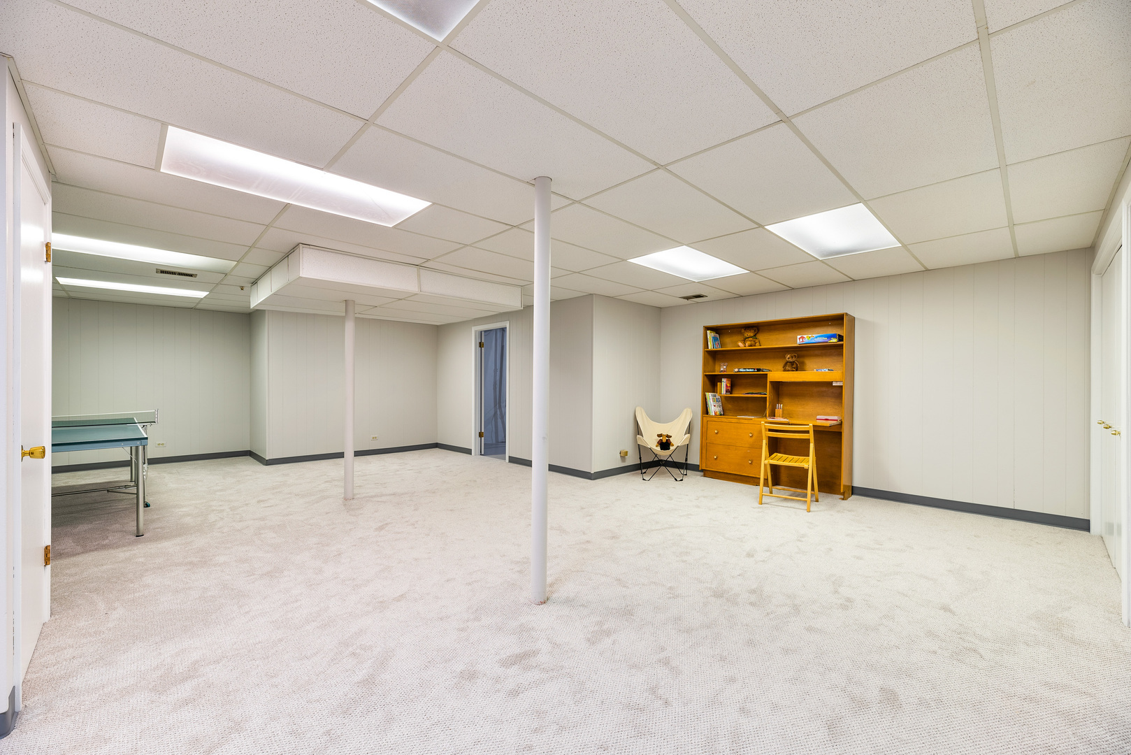 200 Hazel Avenue Glencoe, IL 60022 - Photo 33 of 51 a view of an empty room with closet