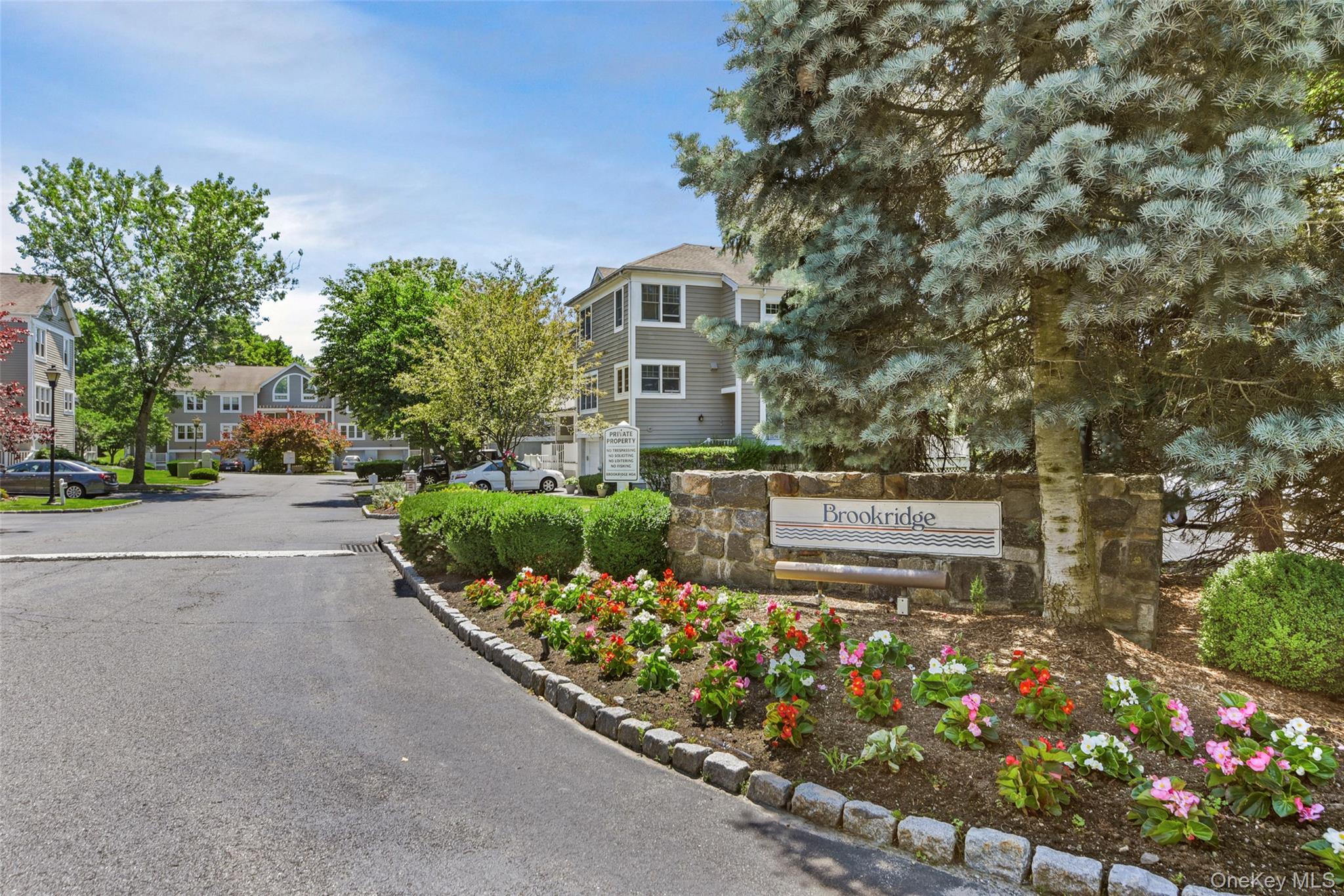 21 Brookridge Court Rye Brook, NY 10573 - Photo 2 of 20 Entry to Brookridge Court