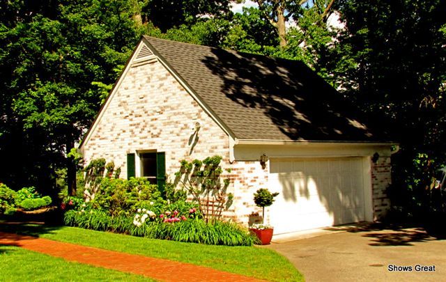 3482 West Ridge Road Southwest Roanoke, VA 24014 - Photo 2 of 45 IMG_7591-1