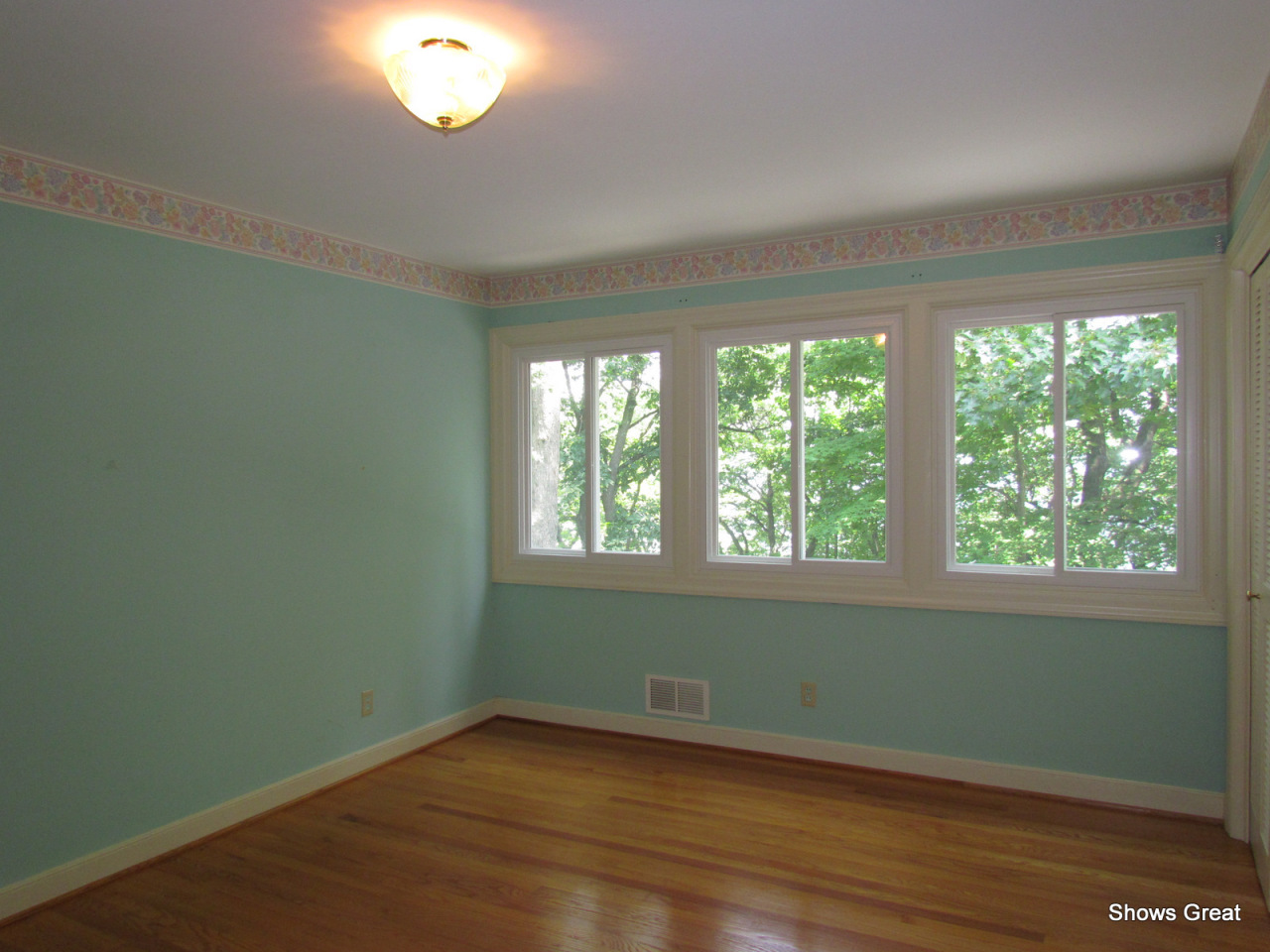 3482 West Ridge Road Southwest Roanoke, VA 24014 - Photo 29 of 45 Bedroom
