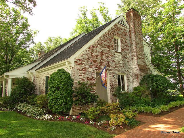 3482 West Ridge Road Southwest Roanoke, VA 24014 - Photo 4 of 45 IMG_7598