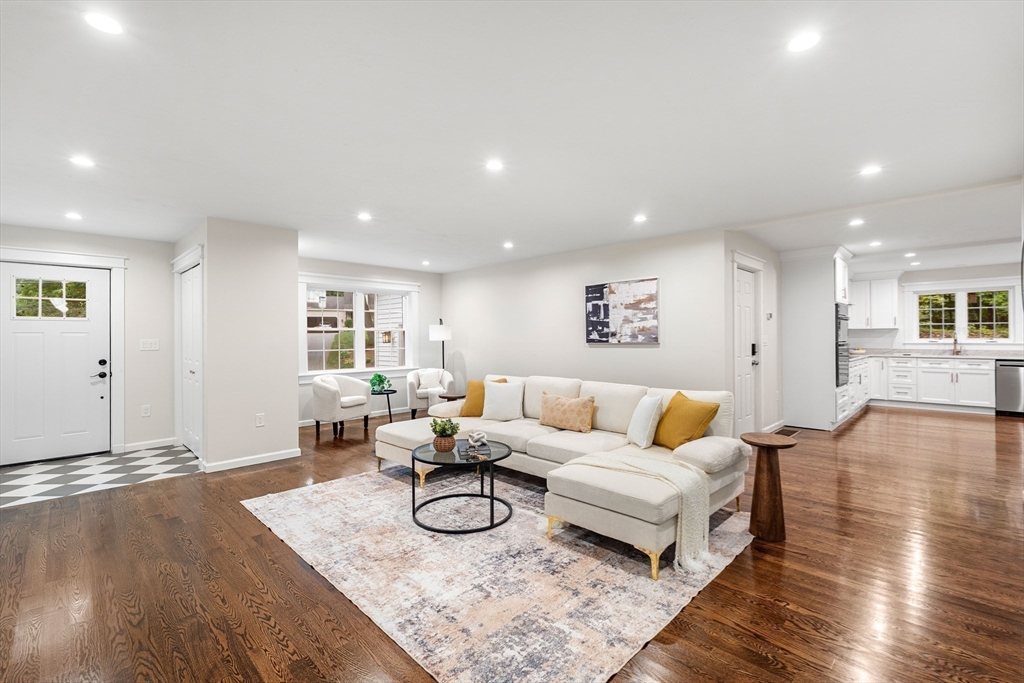 48 Island Road Lunenburg, MA 01462 - Photo 3 of 27 Gallery Image 3