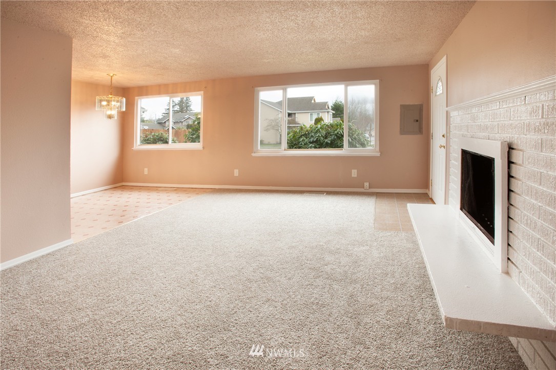 679 Union Avenue Northeast Renton, WA 98059 - Photo 2 of 14