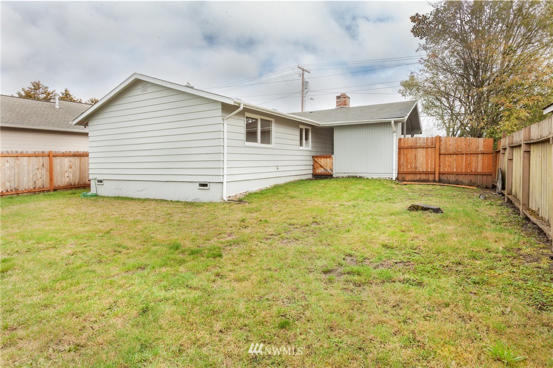 679 Union Avenue Northeast Renton, WA 98059 - Photo 12 of 14