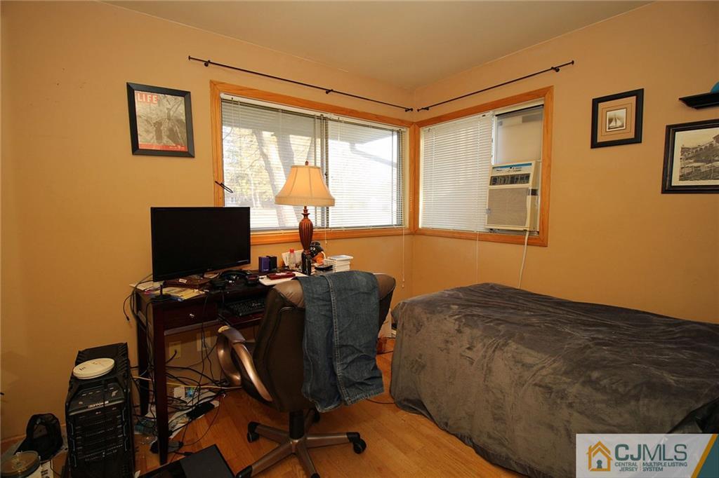 89 New Road Kendall Park, NJ 08824 - Photo 13 of 25 Gallery Image 13
