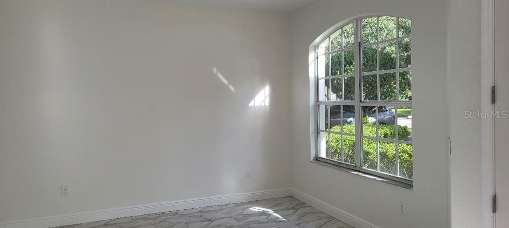 4802 Tea Rose Court Lutz, FL 33558 - Photo 6 of 16