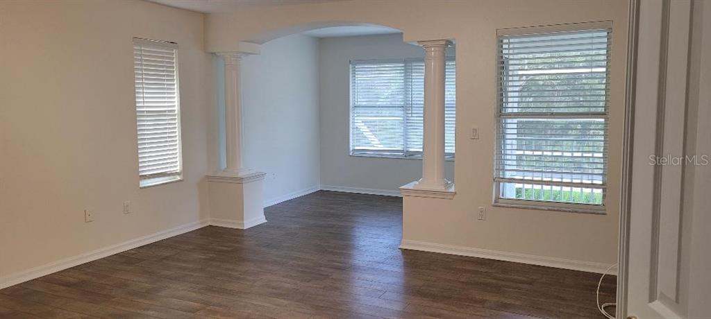 4802 Tea Rose Court Lutz, FL 33558 - Photo 9 of 16