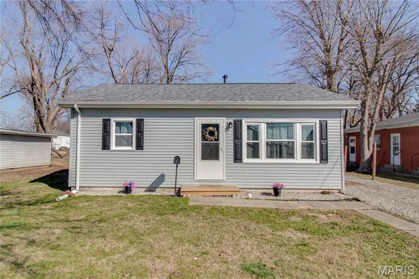 $125,000 | 907 West Exchange Street, Jerseyville, IL 62052