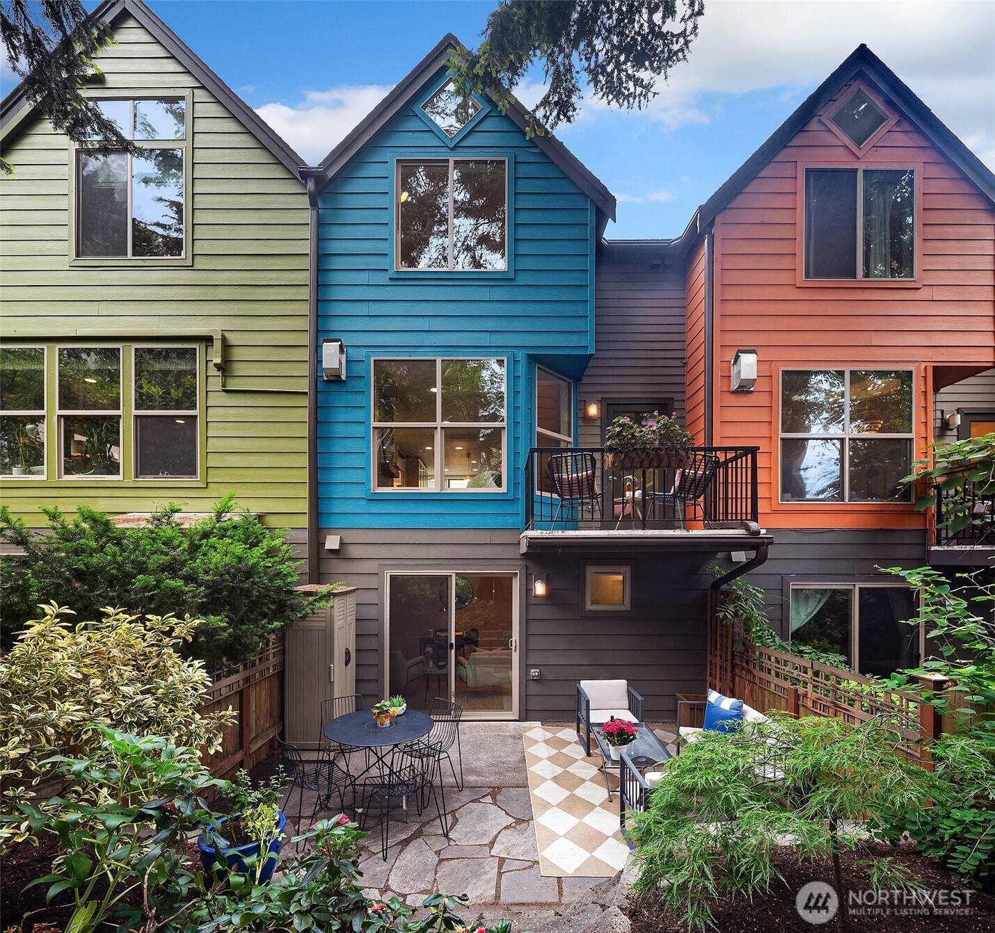 3425 Meridian Avenue North Seattle, WA 98103 - Photo 1 of 23