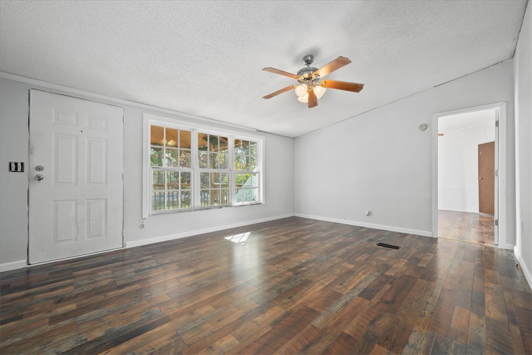 319 Grate Road Anderson, SC 29625 - Photo 4 of 45 Gallery Image 4