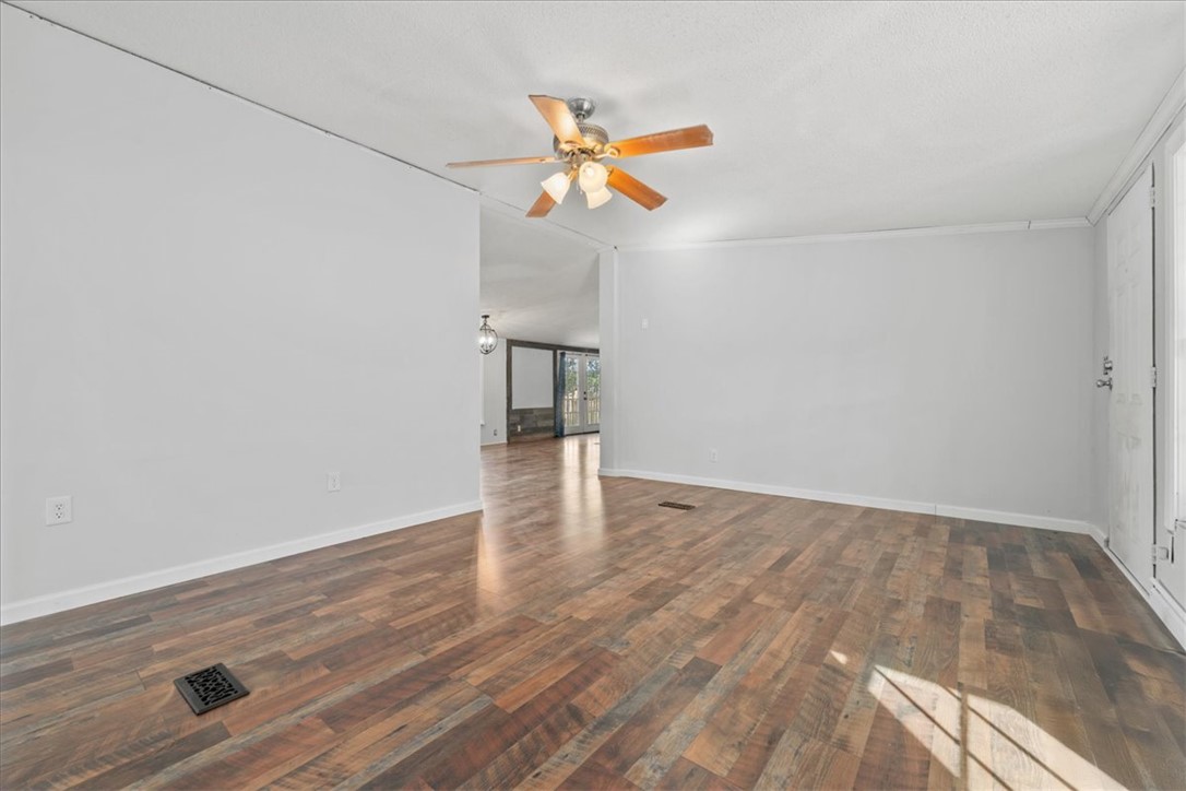 319 Grate Road Anderson, SC 29625 - Photo 6 of 45 Gallery Image 6