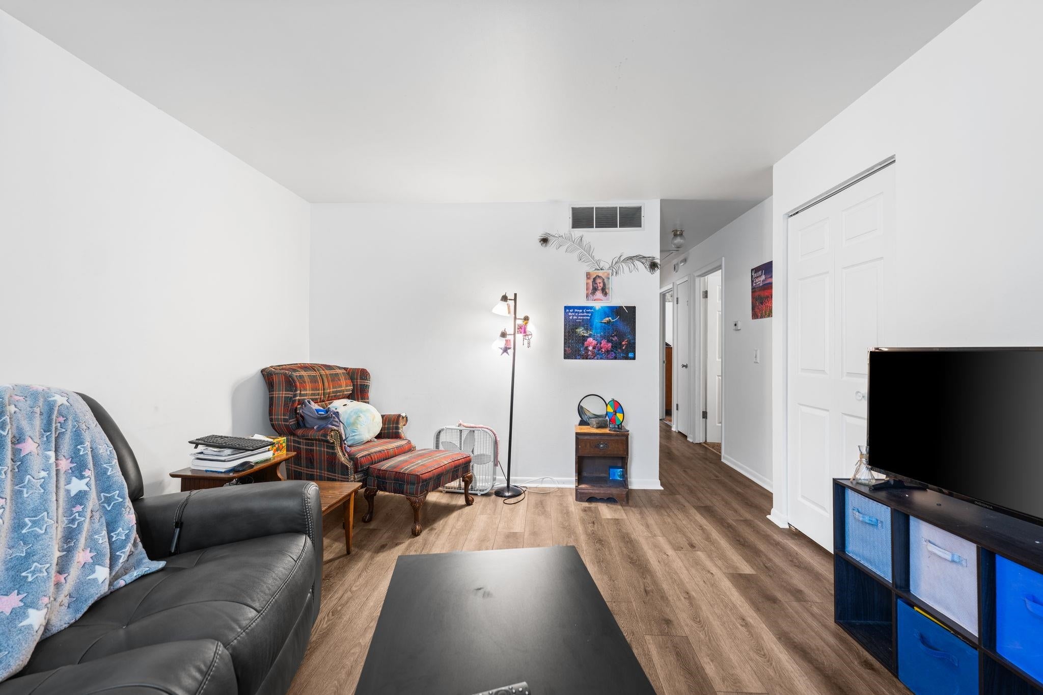 4364 Wyatt Road Traverse City, MI 49684 - Photo 4 of 30 Gallery Image 4