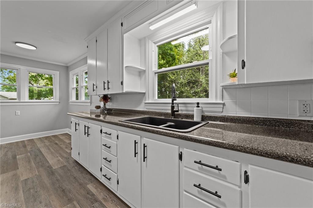 568 Tobaccoville Road Rural Hall, NC 27045 - Photo 12 of 49 Kitchen