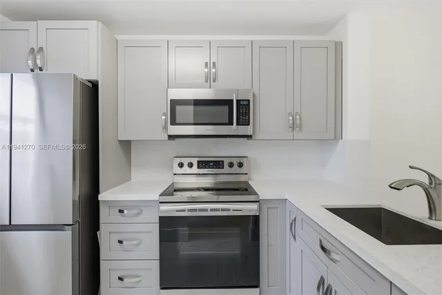 $2,300 | 6850 Northwest 173rd Drive, Unit 103, Hialeah, FL 33015