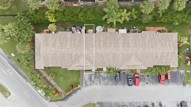 $2,300 | 6850 Northwest 173rd Drive, Unit 103, Hialeah, FL 33015