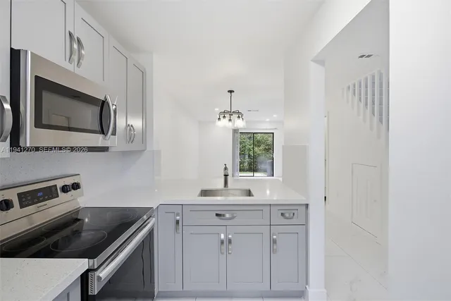 $2,300 | 6850 Northwest 173rd Drive, Unit 103, Hialeah, FL 33015