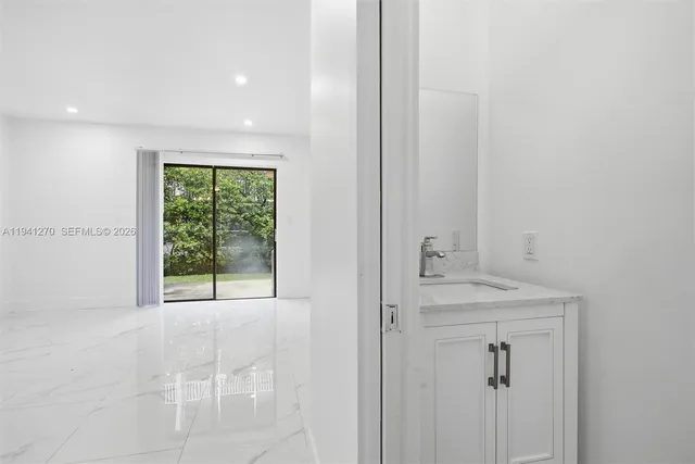 $2,300 | 6850 Northwest 173rd Drive, Unit 103, Hialeah, FL 33015