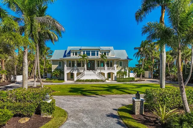 $13,500,000 | 4070 Loomis Avenue, Boca Grande, FL 33921