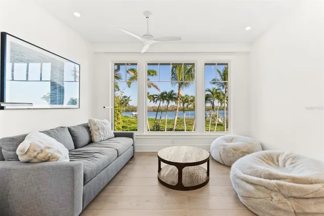 $13,500,000 | 4070 Loomis Avenue, Boca Grande, FL 33921