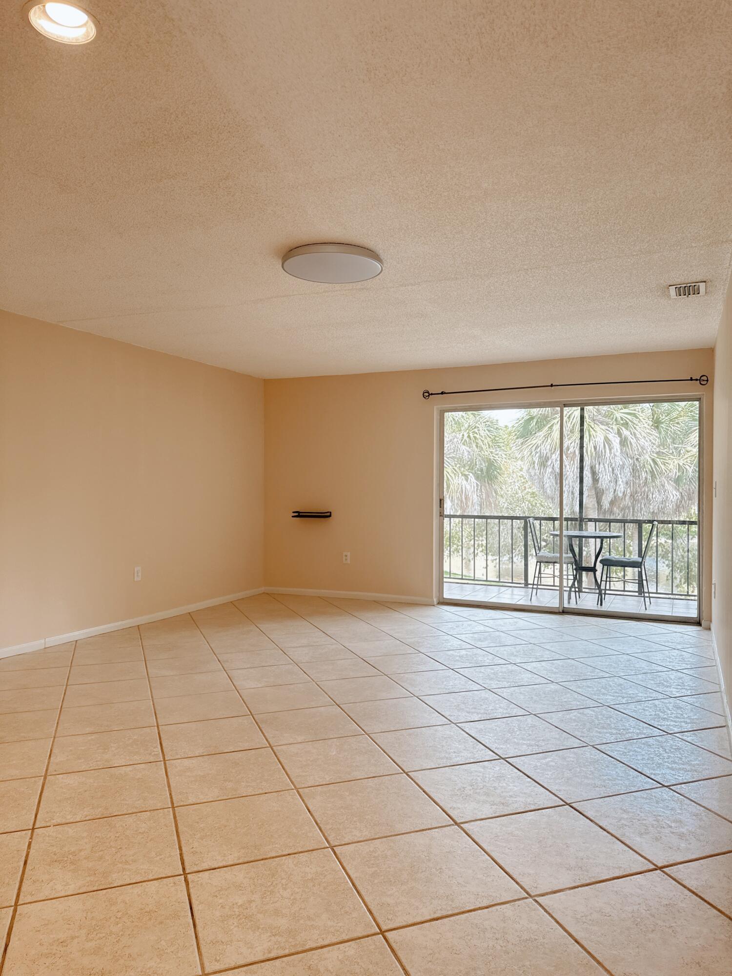 872 Southwest 9th St Circle, Unit 201 Boca Raton, FL 33486 - Photo 1 of 14 Living Room