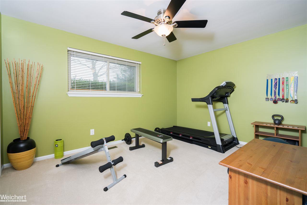 265 Rose Brier Drive Rochester Hills, MI 48309 - Photo 27 of 34