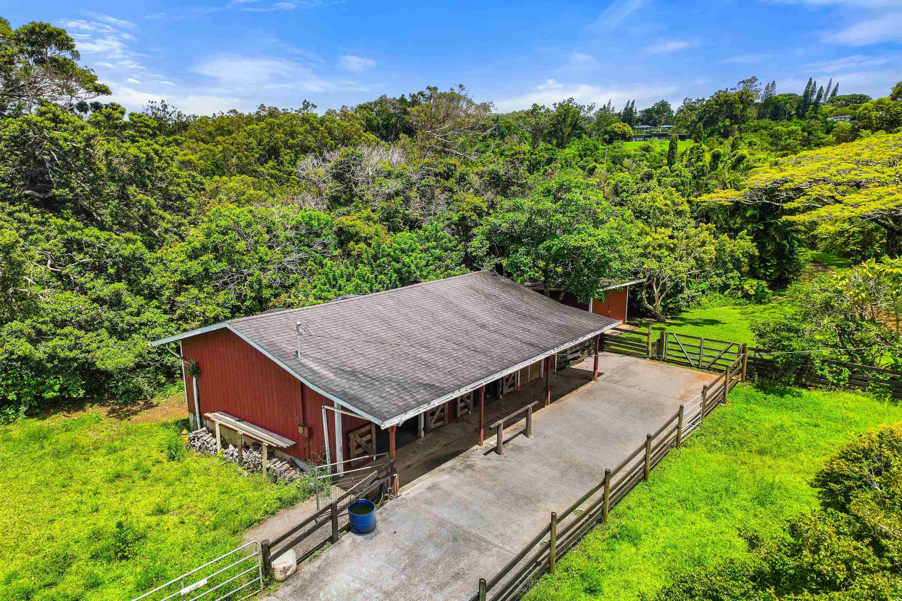 311 Awalau Road Haiku, HI 96708 - Photo 28 of 41