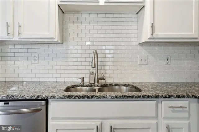 $349,999 | 5312 Abbeywood Court, Baltimore, MD 21237