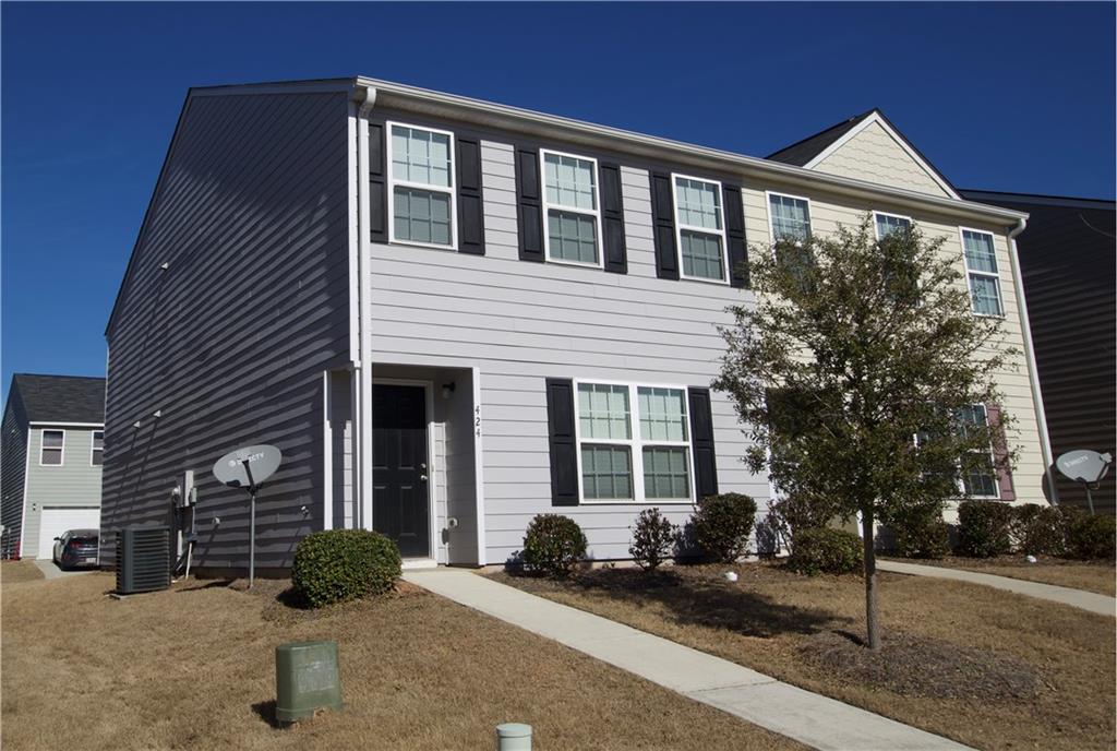 424 O'connor Boulevard Athens, GA 30607 - Photo 1 of 1 a front view of a house with a yard