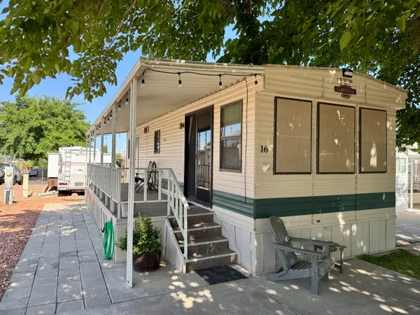 $145,000 | 1150 West Red Hills Parkway, Unit 16, Washington, UT 84780