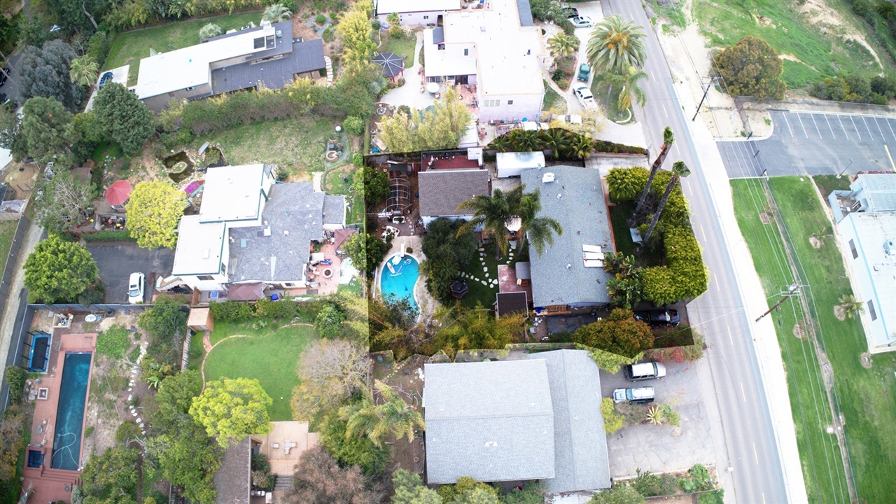 665 Requeza Street Encinitas, CA 92024 - Photo 3 of 25 Room for everything on this lot!