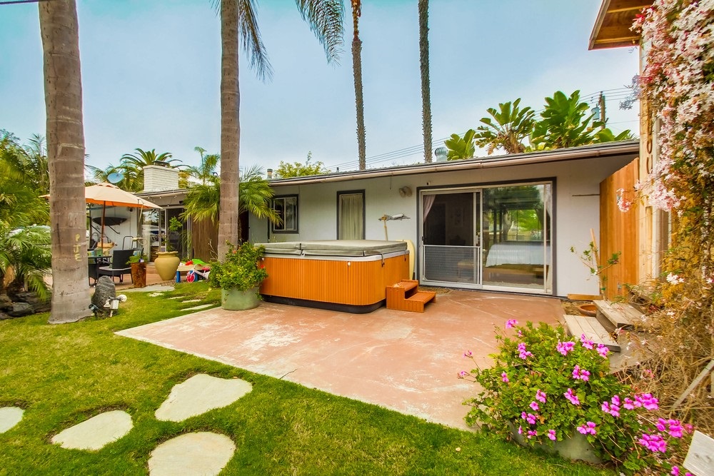 665 Requeza Street Encinitas, CA 92024 - Photo 21 of 25 Gallery Image 21