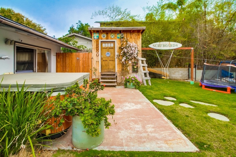 665 Requeza Street Encinitas, CA 92024 - Photo 22 of 25 Gallery Image 22