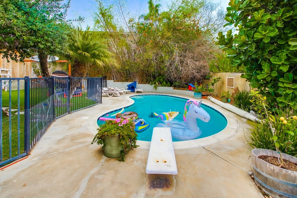 665 Requeza Street Encinitas, CA 92024 - Photo 8 of 25 Gallery Image 8