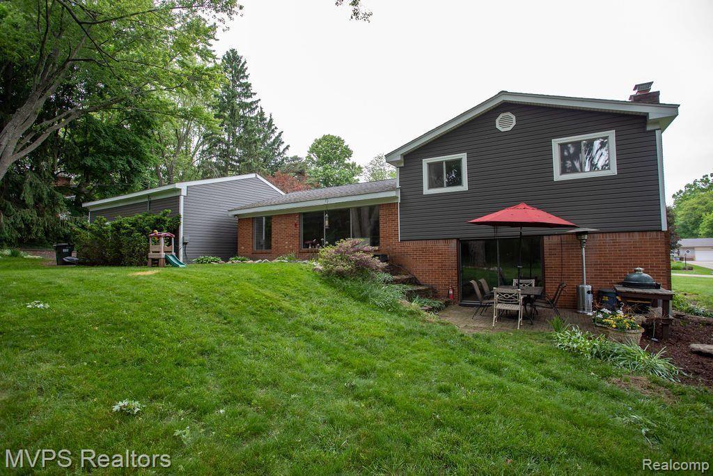 1596 Kingsmere Circle Rochester, MI 48309 - Photo 24 of 24 Gallery Image 24
