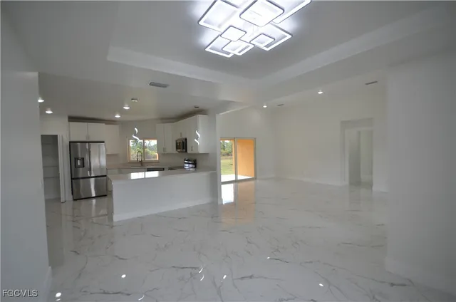 $2,600 | 1132 Edelweiss Street East, Lehigh Acres, FL 33974