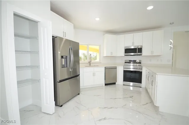 $2,600 | 1132 Edelweiss Street East, Lehigh Acres, FL 33974