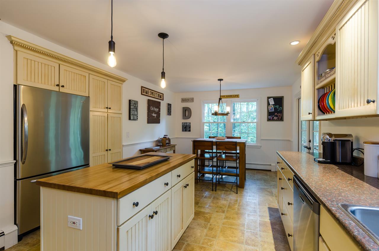 16 Blueberry Hill Road Amherst, NH 03031 - Photo 6 of 38