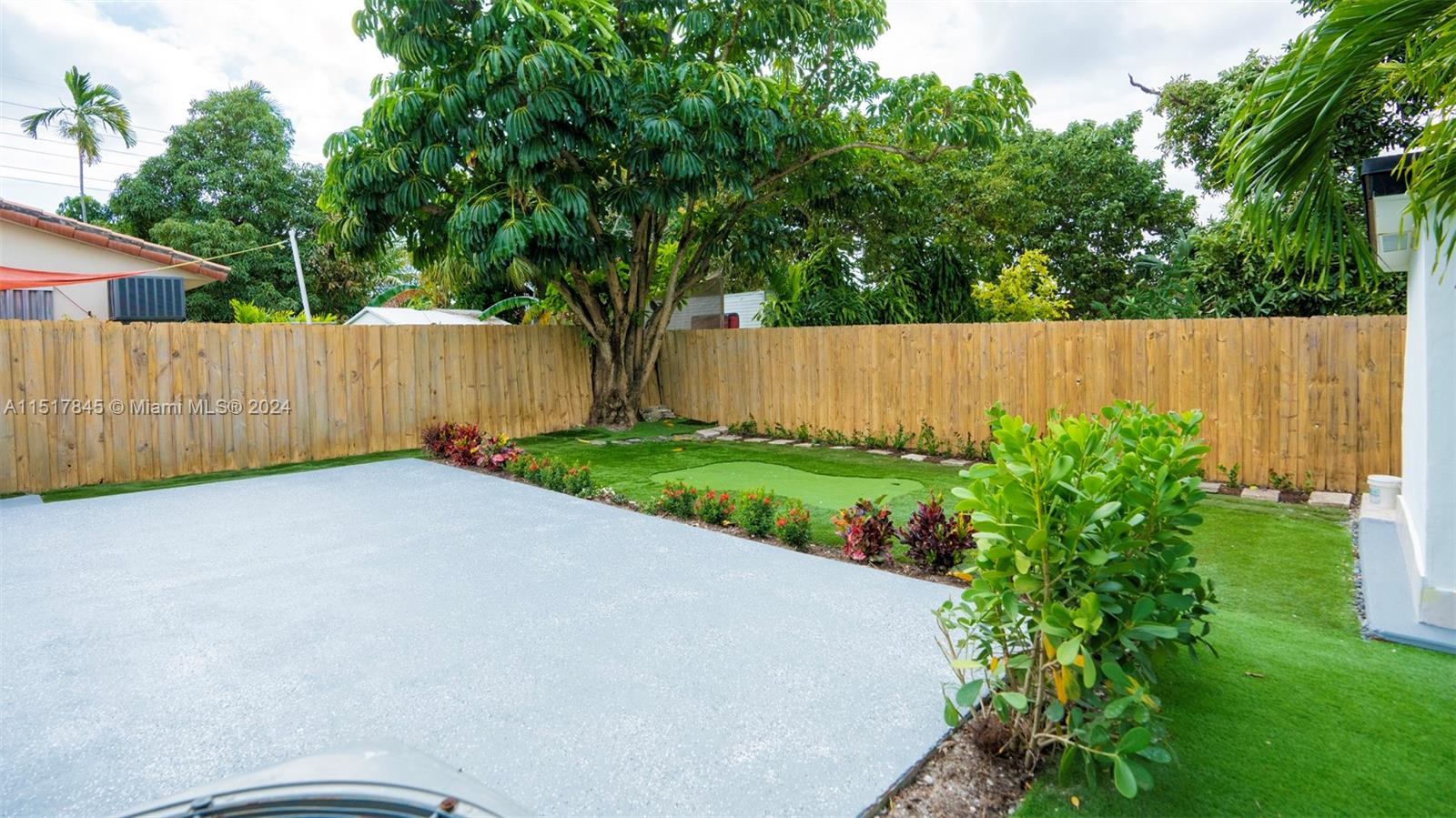 320 Southwest 66th Avenue Miami, FL 33144 - Photo 23 of 24 a view of a backyard