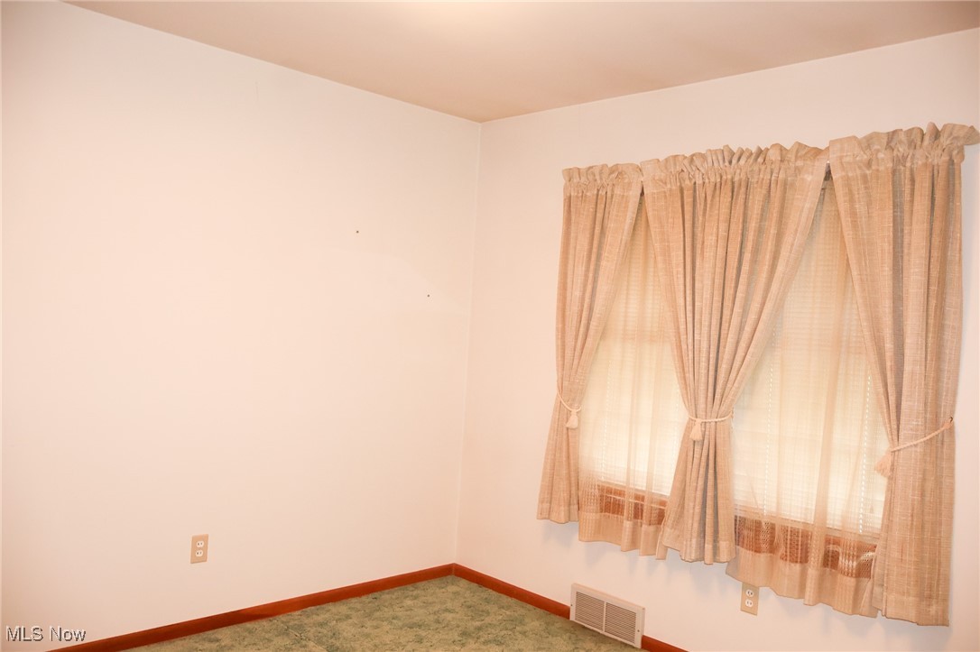 6637 Center Road Ashtabula, OH 44004 - Photo 42 of 44 View of carpeted spare room