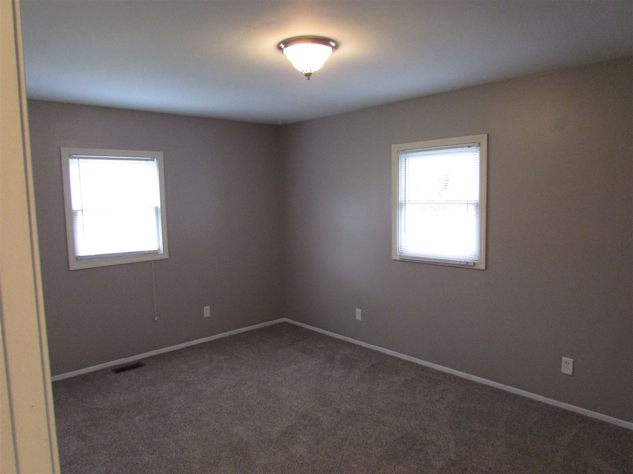 3236 Grant Rochester, MI 48309 - Photo 24 of 33 31346555-27.JPG