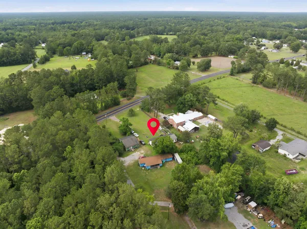 $175,000 | 208 Rae Lane, Bonneau, SC 29431