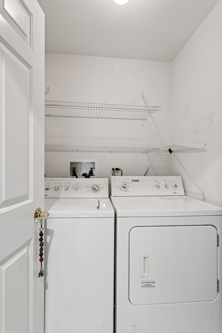 501 Forest Avenue, Unit 305 Glen Ellyn, IL 60137 - Photo 16 of 22