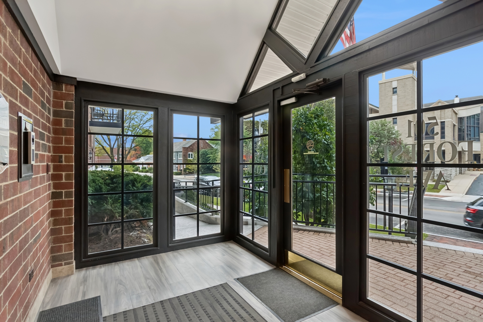 501 Forest Avenue, Unit 305 Glen Ellyn, IL 60137 - Photo 21 of 22