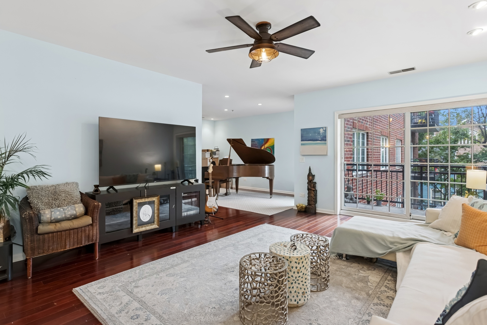 501 Forest Avenue, Unit 305 Glen Ellyn, IL 60137 - Photo 5 of 22